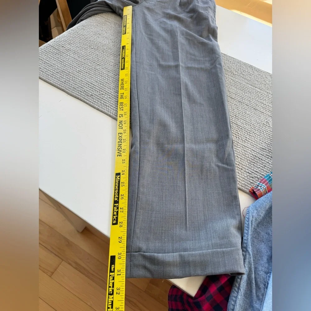 Joseph & Feiss Gray Wool Pleated Trousers Dress Pants Size 32